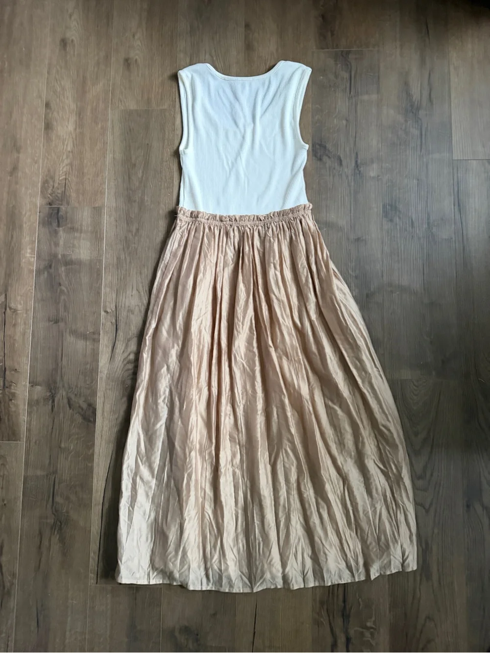 NWT J. Crew Gathered Waist Mixy Dress - Size Medium - Picture 3 of 9